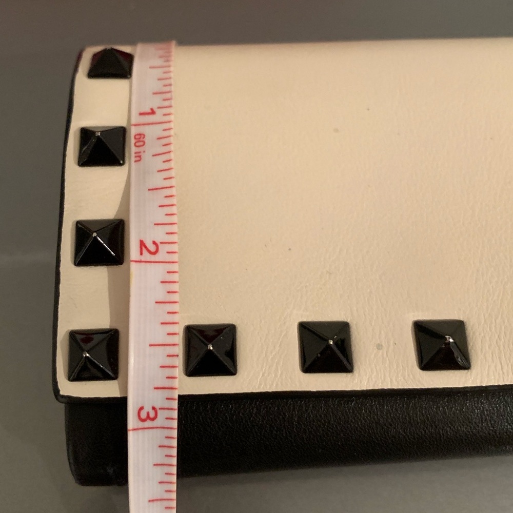 Valentino Rockstud Wallet - Picture 5 of 16